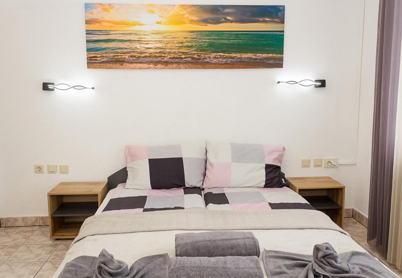 Two Identical Designer 2Bd Flats With Sea View In Balchik By Flat Mаnager 아파트 외부 사진