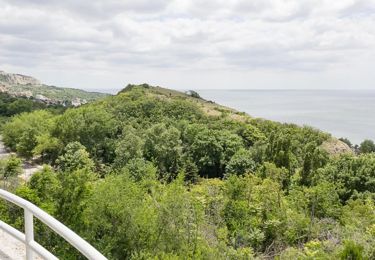 Two Identical Designer 2Bd Flats With Sea View In Balchik By Flat Mаnager 아파트 외부 사진
